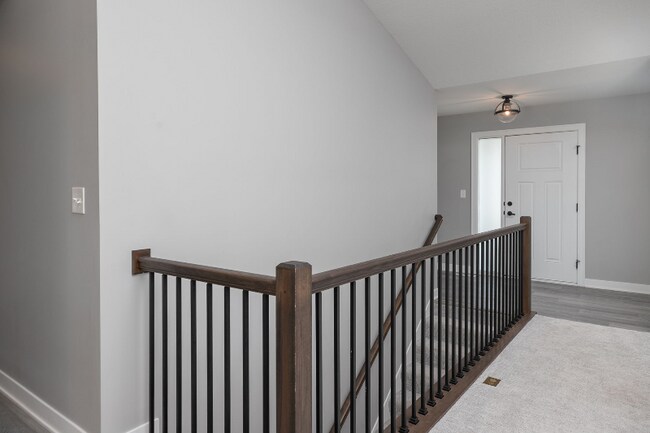 Building Photo - 1581 Century Ridge Ln NE