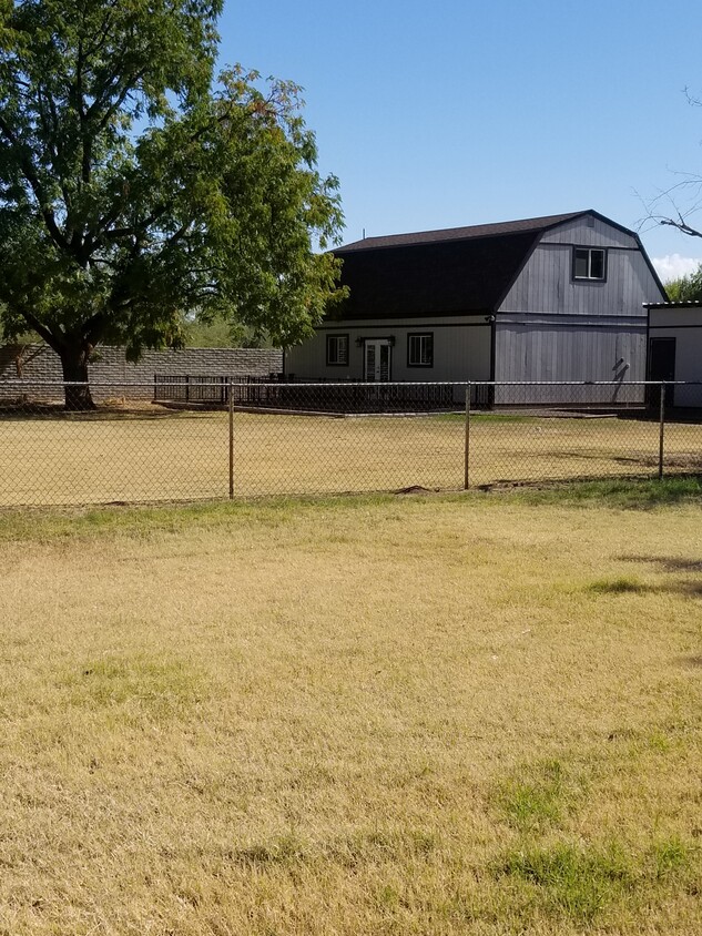 Primary Photo - 7627 N 31st Ave