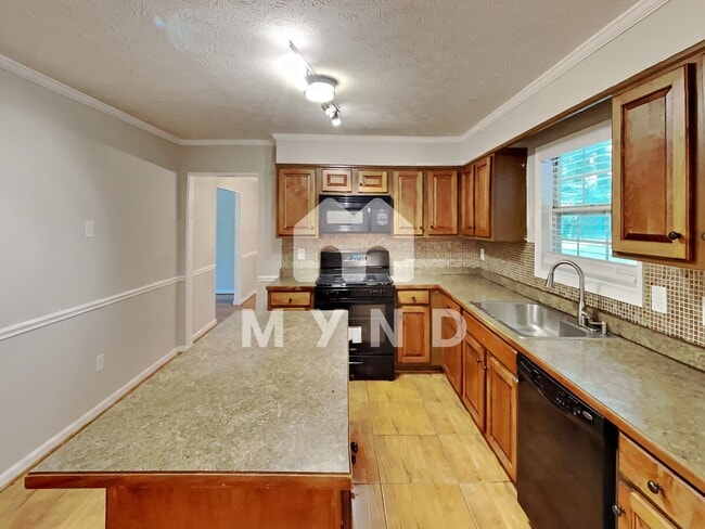 Building Photo - 1524 Saint Dunstans Rd