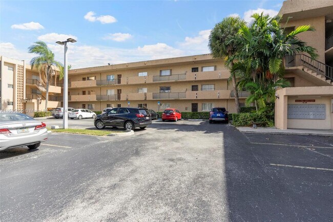 Building Photo - 8401 SW 107th Ave