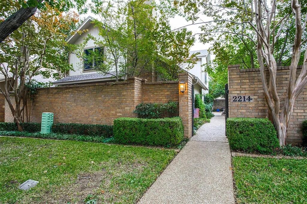 2214 Green Gate Dr, Arlington, TX 76012 House Rental in Arlington, TX