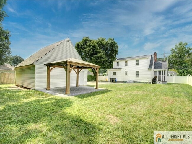 Building Photo - 213 Milltown Rd