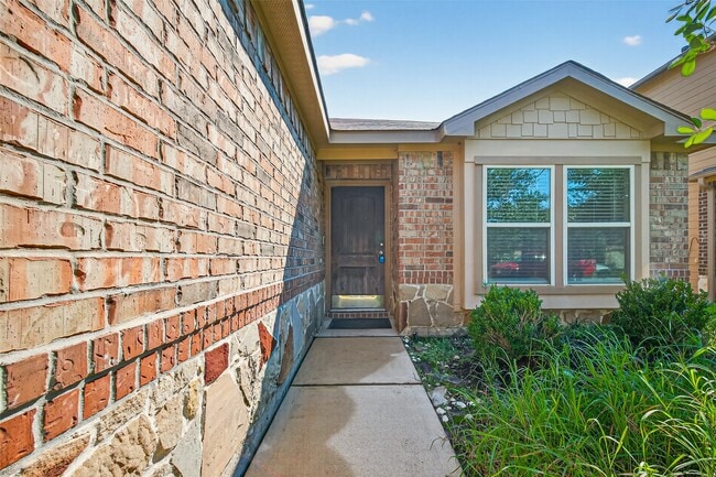 Building Photo - 5530 Casa Calvet Dr