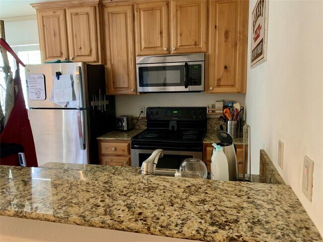 Foto del edificio - 118 S Main St