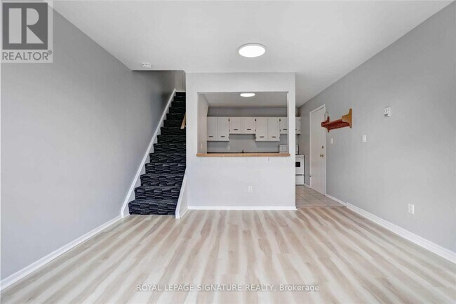 Photo du bâtiment - 937-937 Danforth Ave