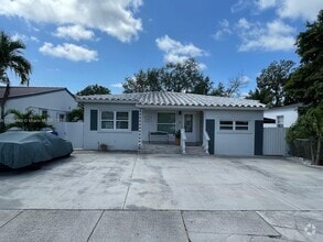 Building Photo - 5518 SW 5th Terrace