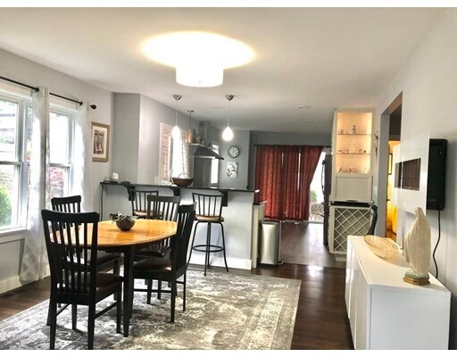 Building Photo - 42 Brimmer St