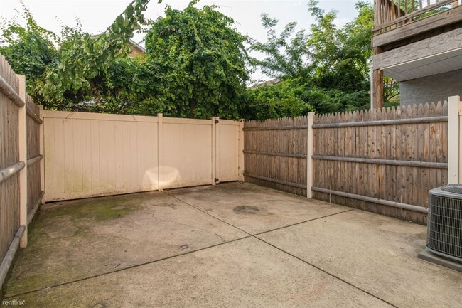 Foto del edificio - 5 br, 5 bath Duplex - 2129 N 18TH ST Unit 101