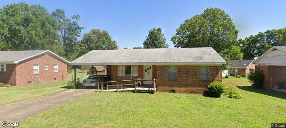 Front - 1117 Tamm St