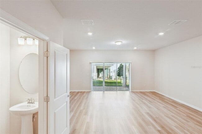 Foto del edificio - 115 Ivy Edge Ln