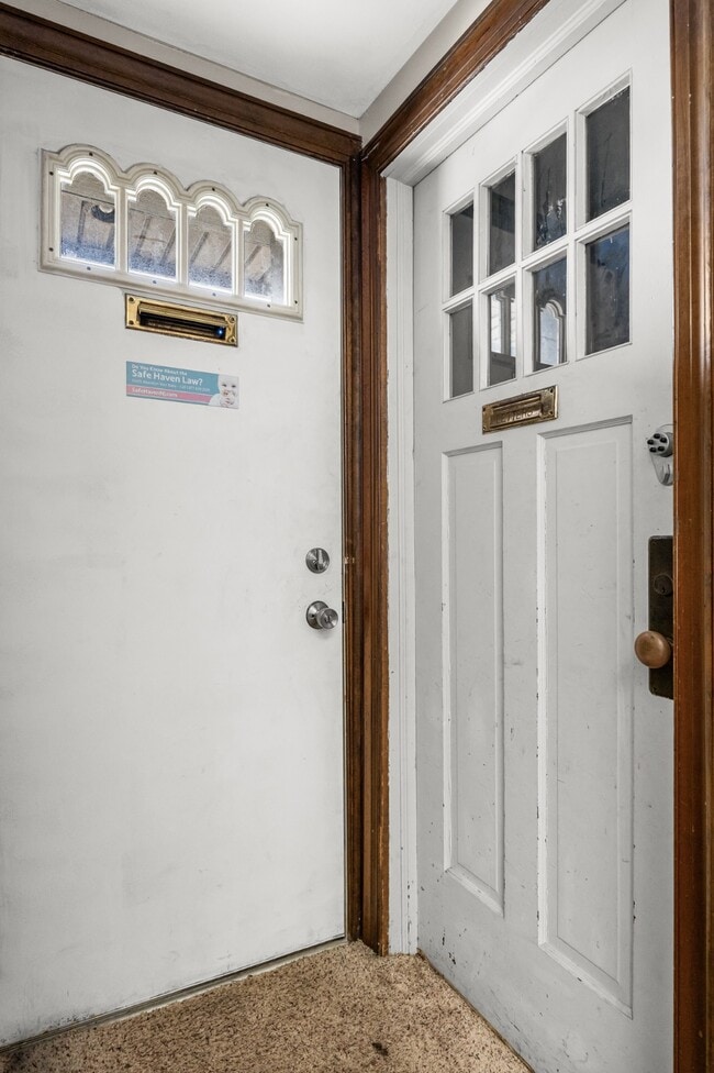 Building Photo - 688 N Broad St