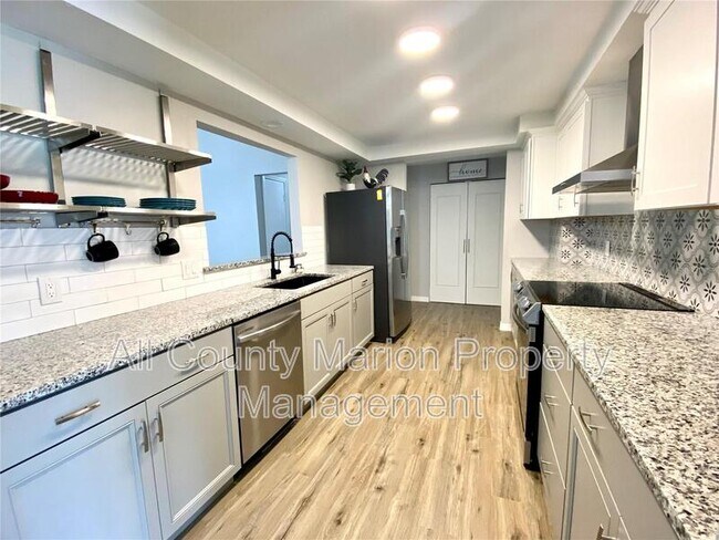 Foto del edificio - 11630 Kennesaw Rd