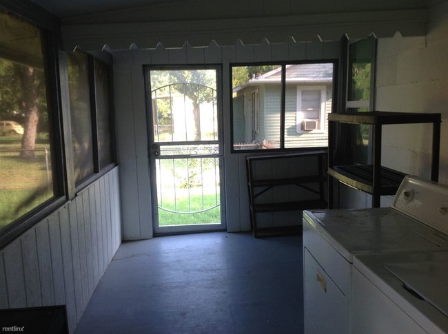 Foto del edificio - 2 br, 1 bath House - 3106 Tillie