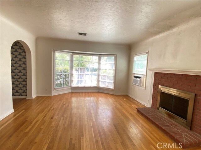 Foto del edificio - 939 E Colton Ave