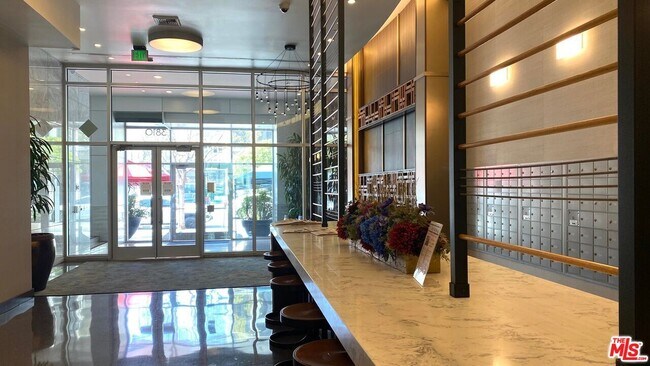 Foto del edificio - 3810 Wilshire Blvd