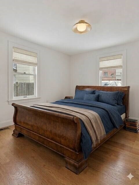 Foto del edificio - 12 School St