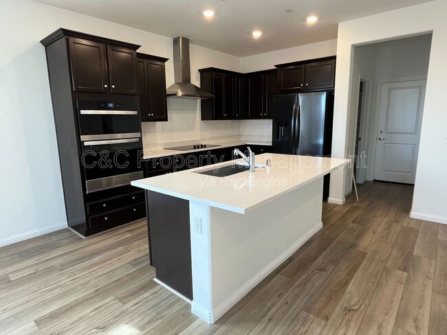 Building Photo - 3102 Barnowl Wy