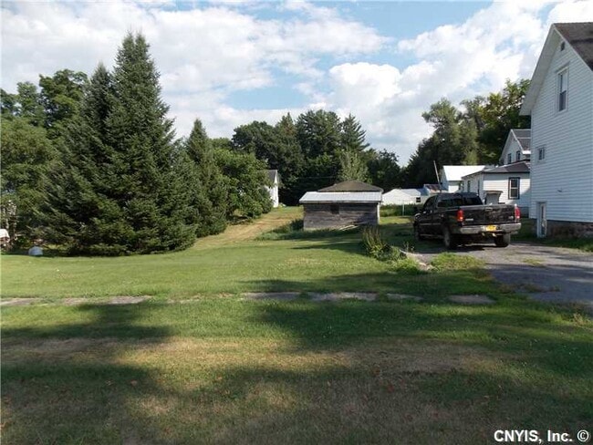 Building Photo - Village of Castorland 3 to 4 Bedroom / 2 f...