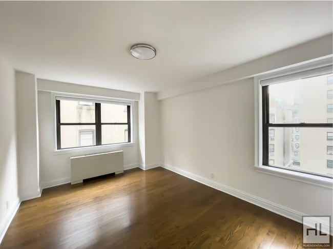 Building Photo - East 89 Street