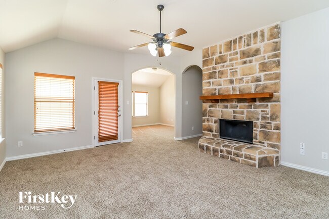 Foto del edificio - 8402 Grandvista Ln