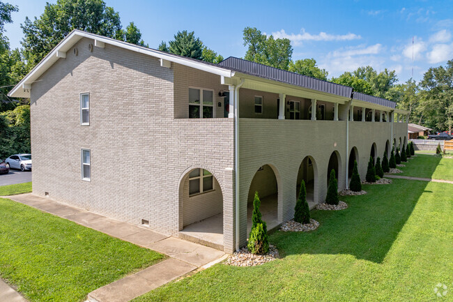 2808 Browns Dr - Primary - Parkside Apartments