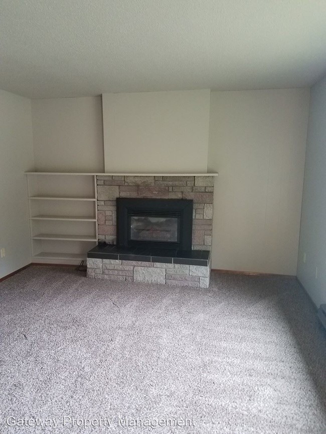 Building Photo - 3 br, 2 bath House - 160 W LAKE ISABELLA LOOP
