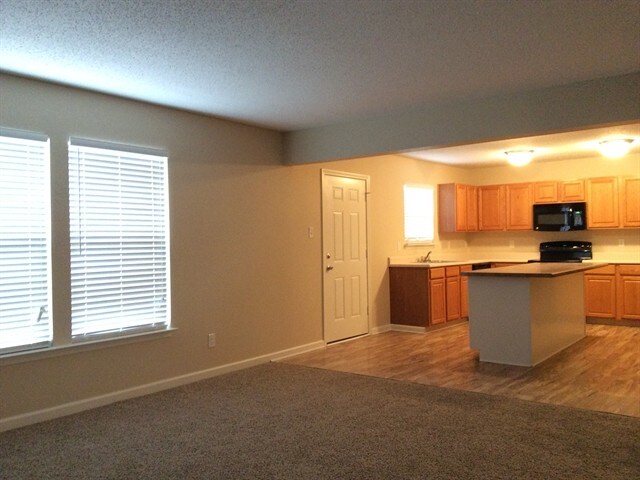 Foto del edificio - 1281 Rosemary Ct