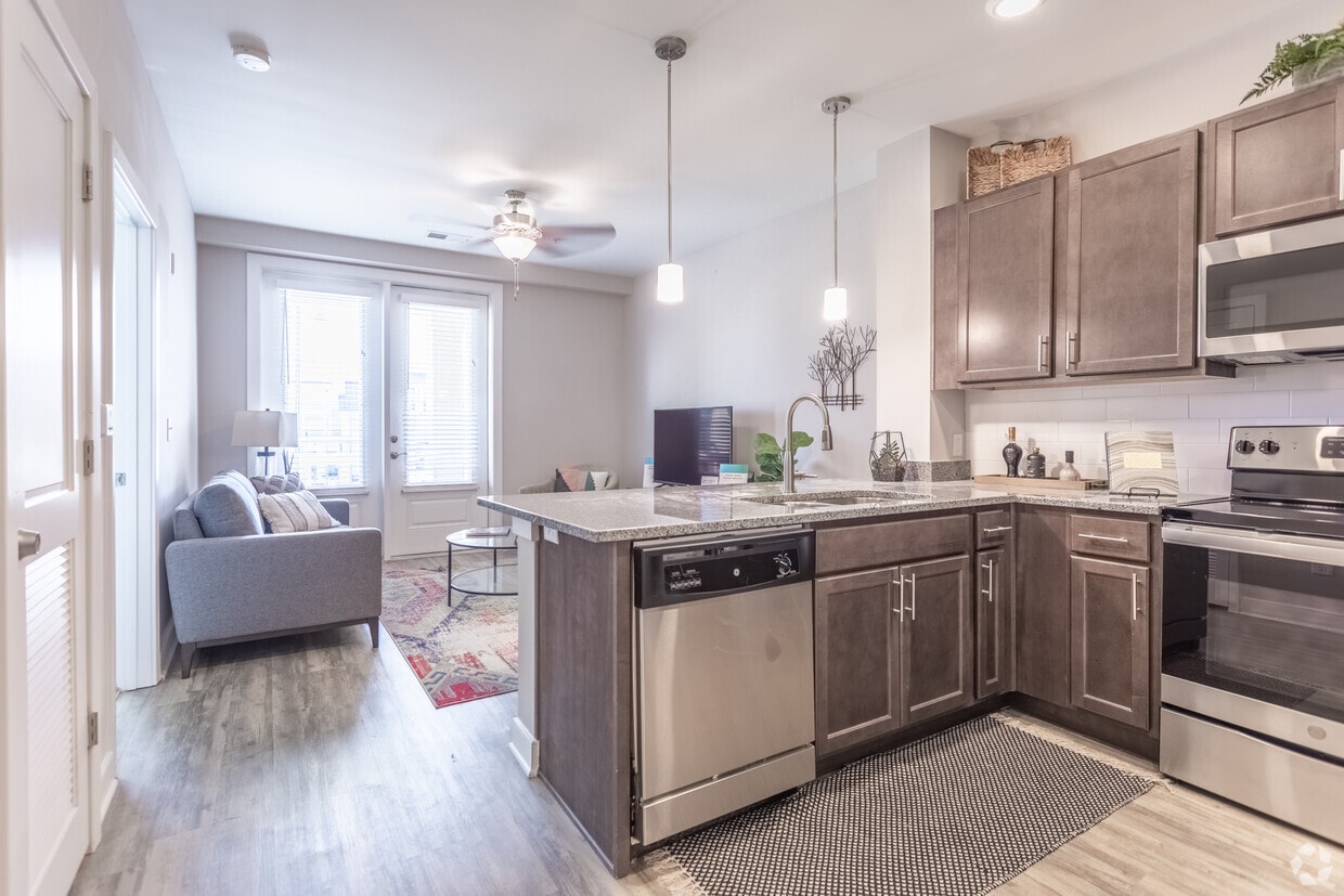 Monroe Gates Apartments - 200 S Mallory St Hampton, VA 23663 ...