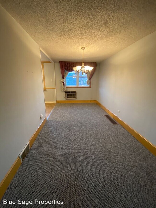 Foto del edificio - 3 br, 1 bath House - 1085 Oakwood Dr