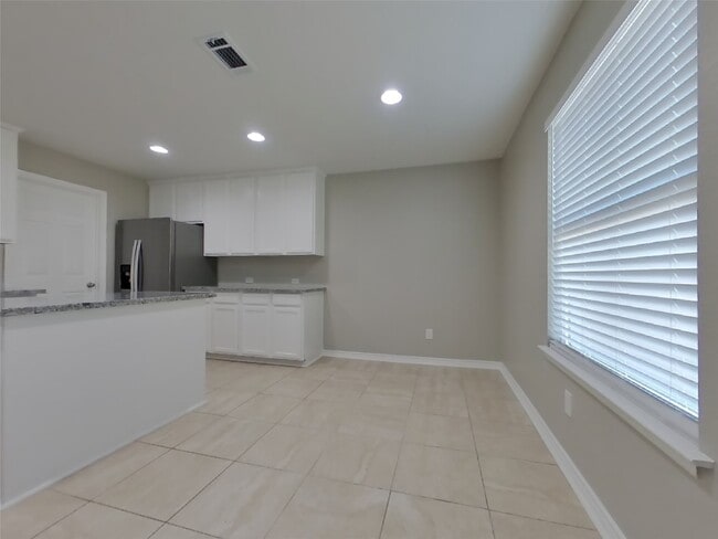 Building Photo - 4738 Montclair Hill Ln