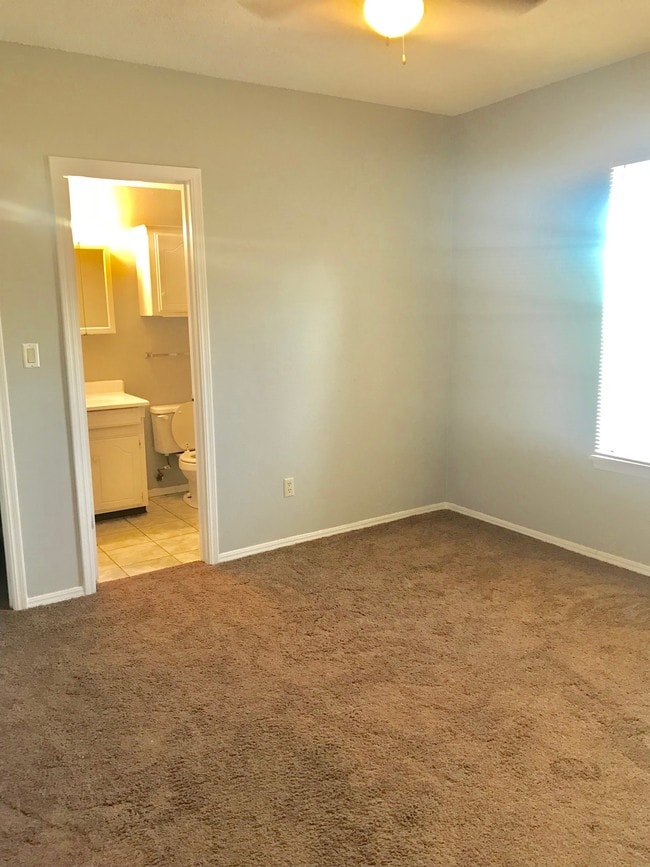 The Palms Apartments - Chickasha, OK | Apartments.com