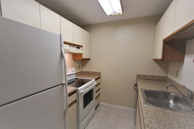 Foto del edificio - 1005 Franklin Crossing Rd