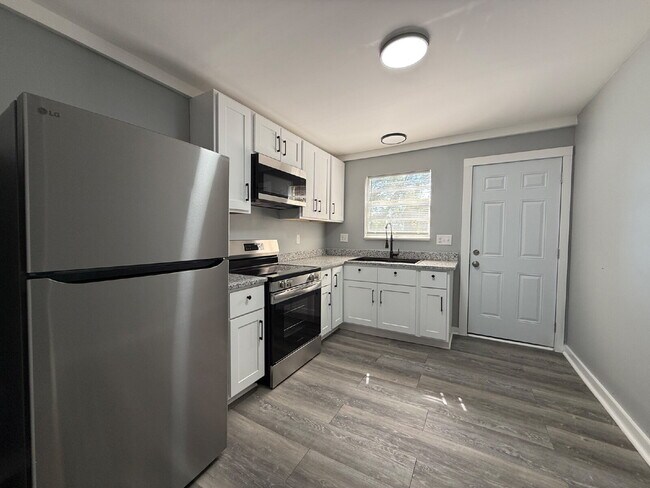 Building Photo - 3606 Mc Vay St SW