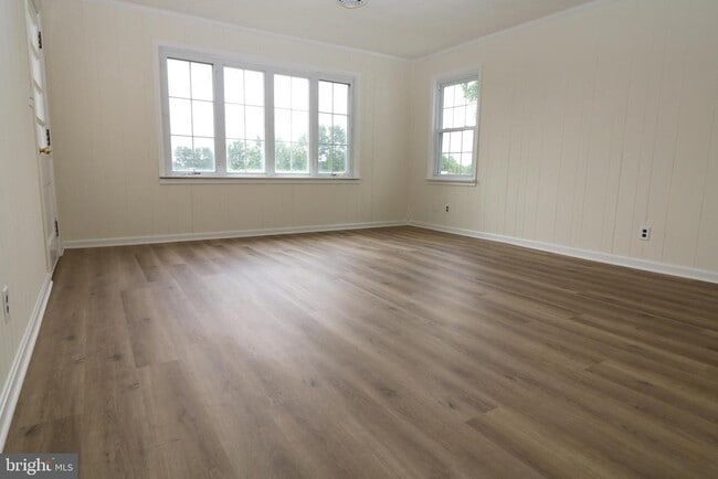 Building Photo - 111 Williamsville Rd