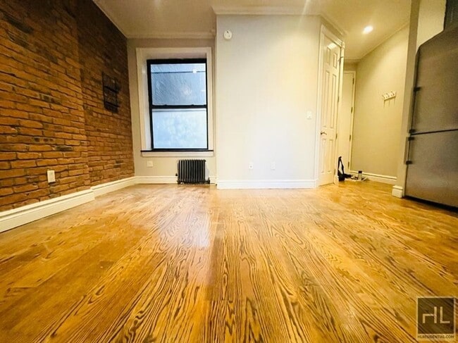 Foto del edificio - E 35TH ST.