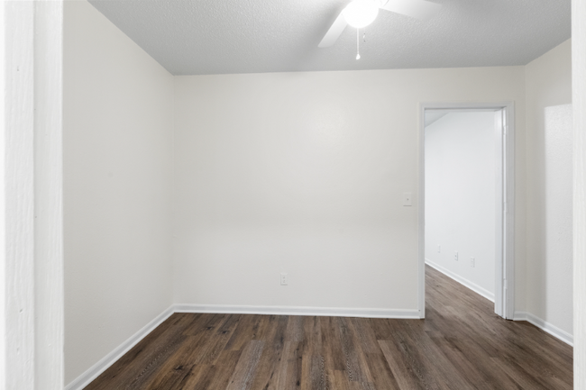 Building Photo - 901 N Gaskill St
