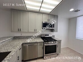 Building Photo - 16117 W Sunset Blvd