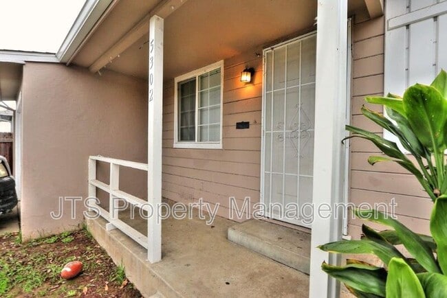 Photo - 5302 Gordon Dr Apartment