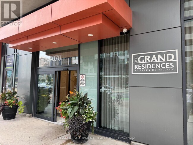 Photo du bâtiment - 4070 Confederation Pkwy