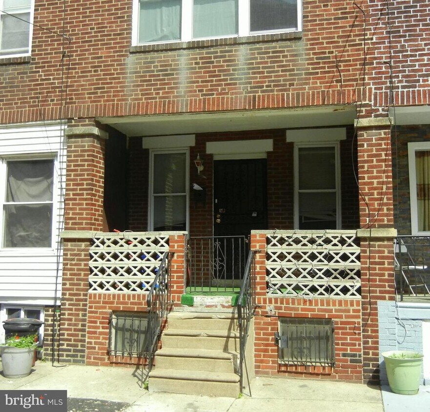 Foto principal - 1643 S Marston St