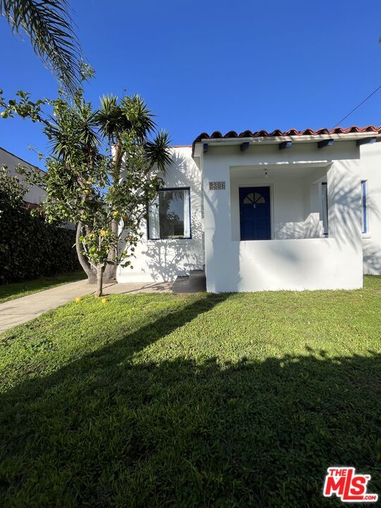 Building Photo - 2306 Pisani Pl