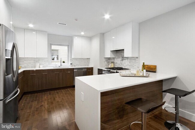 Foto del edificio - 1321 S Woodstock St