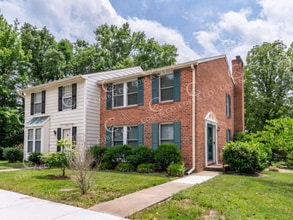 Building Photo - 1713 Misty Dawn Ct