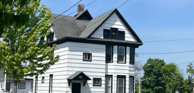 Building Photo - 204 Columbus Ave