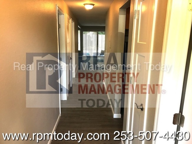 Foto del edificio - 1111 SW 148th St
