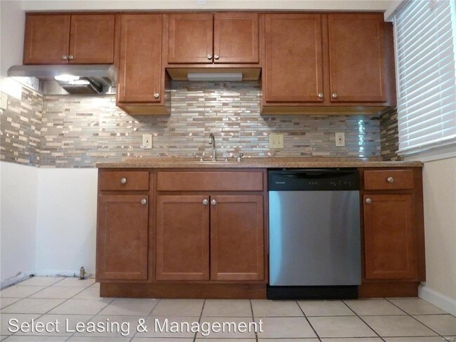 Building Photo - 3 br, 1 bath House - 1161 Nectar Dr