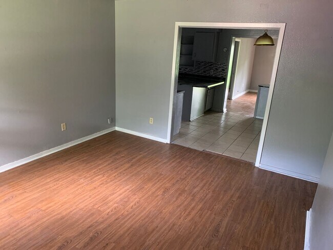 Foto del edificio - Large 5 bedroom in Bossier with a bonus ro...