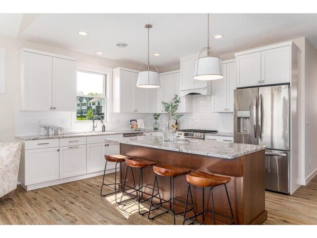 Foto del edificio - 2360 Sydney Ln