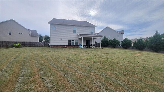 Building Photo - 5295 Rustic Ct