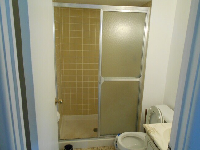 Foto del edificio - 1439 Carriage Ln